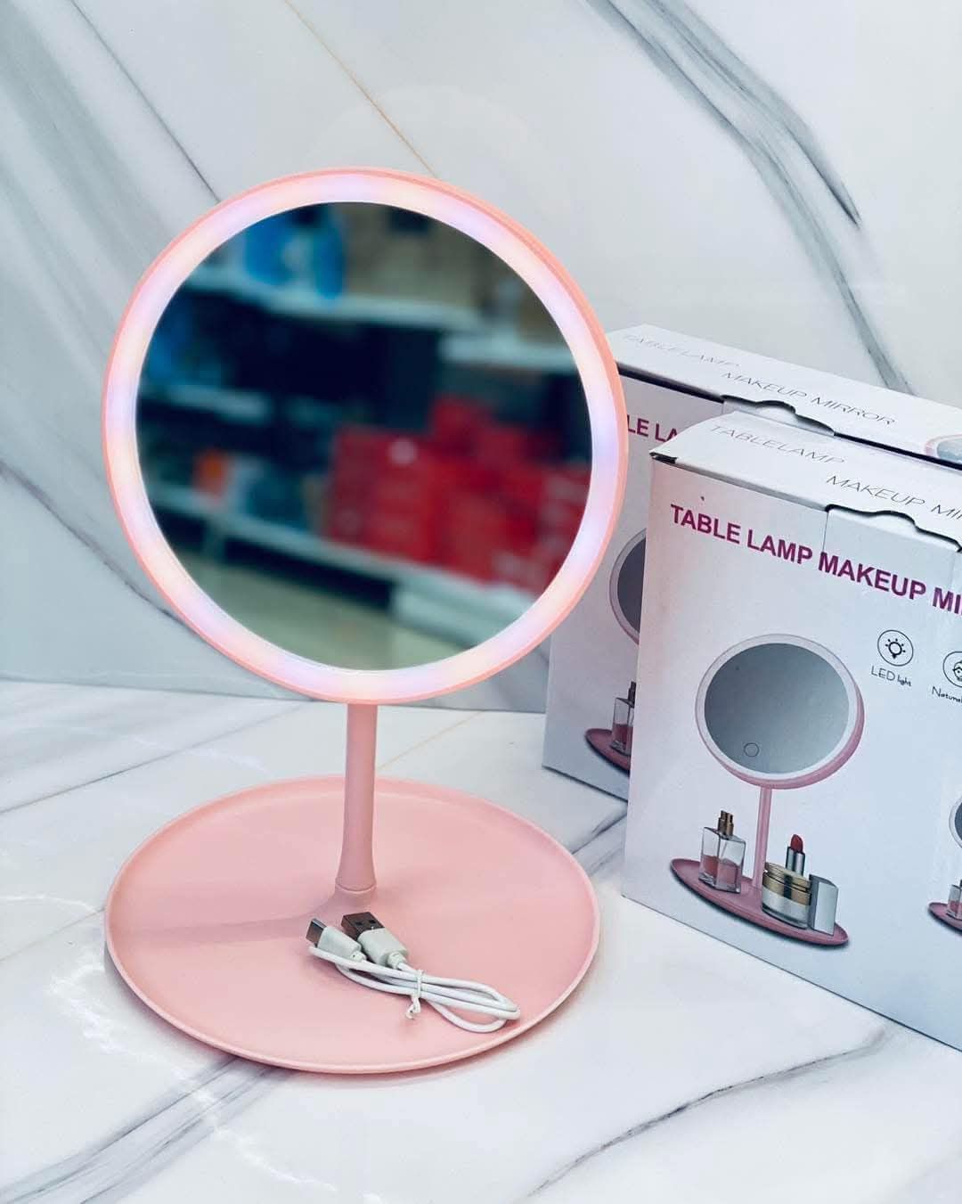 مرايا ليد لوكس